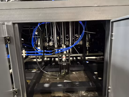 Fabricación de 2023, 10% de descuento, máquina para fabricar botellas de agua para mascotas de 6 cavidades completamente automática, moldeo por soplado/estirado